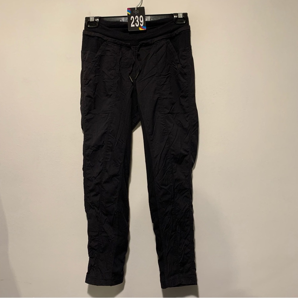 239. Lululemon Street To Studio Pant *Unlined Black